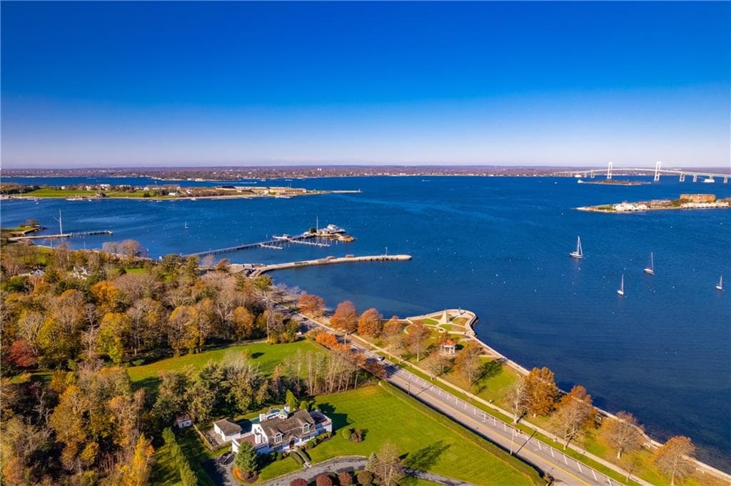 1 Harborview Drive - Photo 1