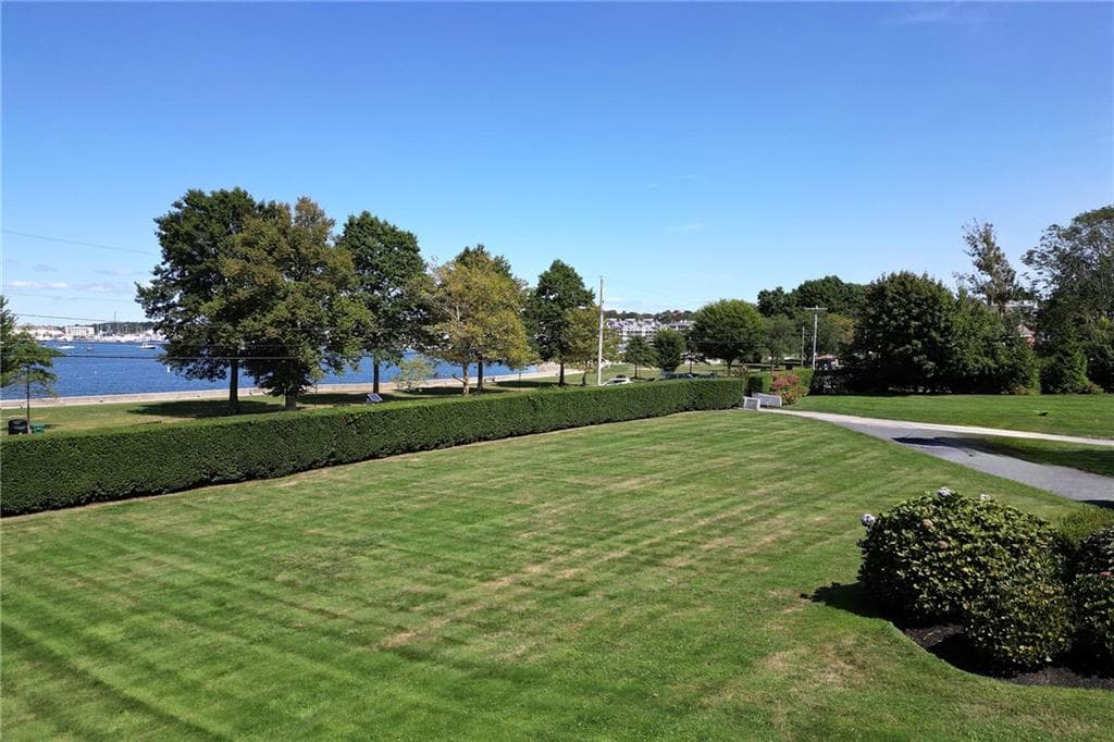 1 Harborview Drive - Photo 1