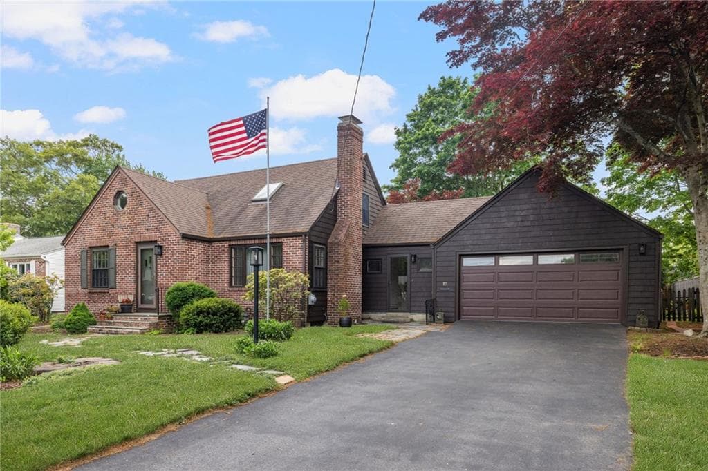 87 Frontier Road