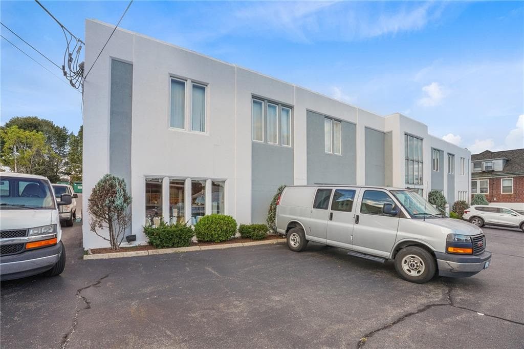 1305 Mineral Spring Avenue - Photo 2