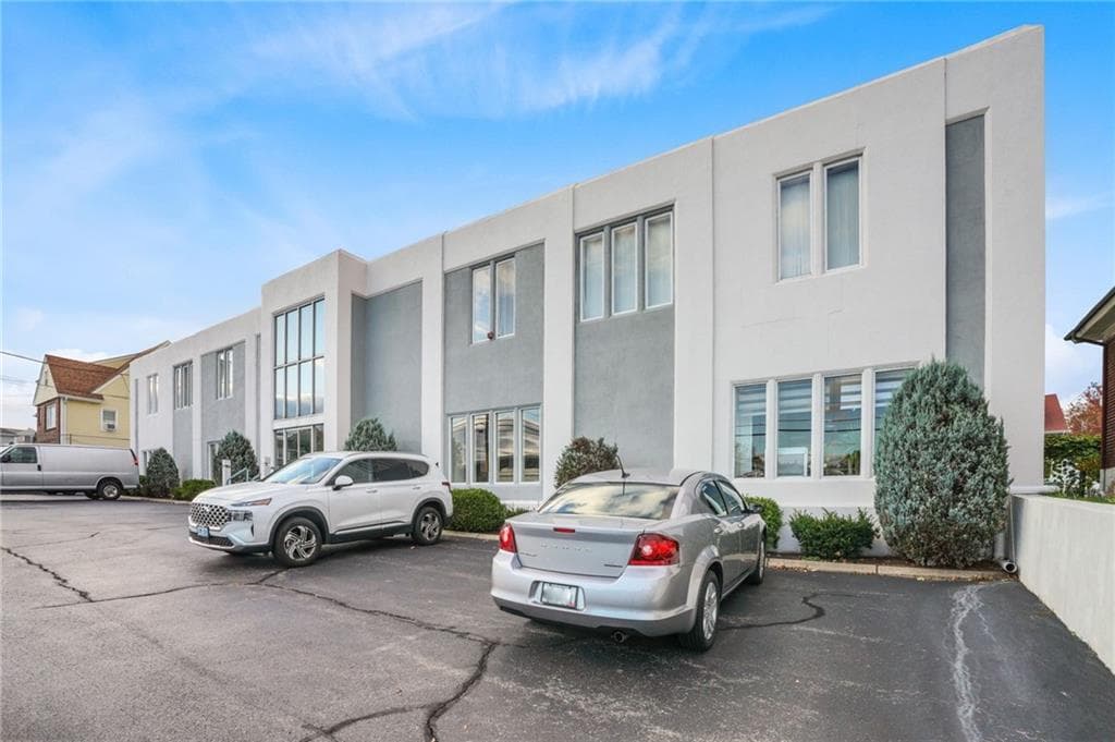 1305 Mineral Spring Avenue - Photo 5