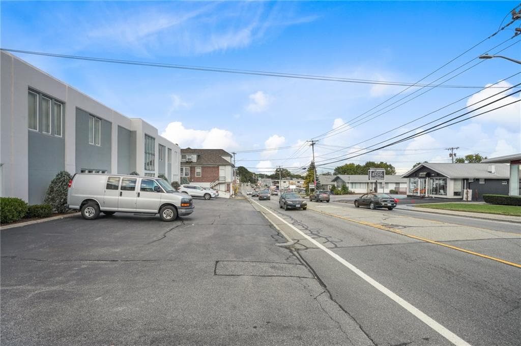 1305 Mineral Spring Avenue - Photo 4