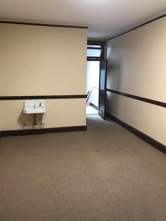 2 Monument Square - Photo 5