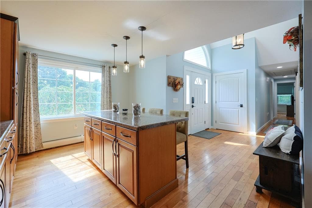 50 Dexter Avenue - Photo 5