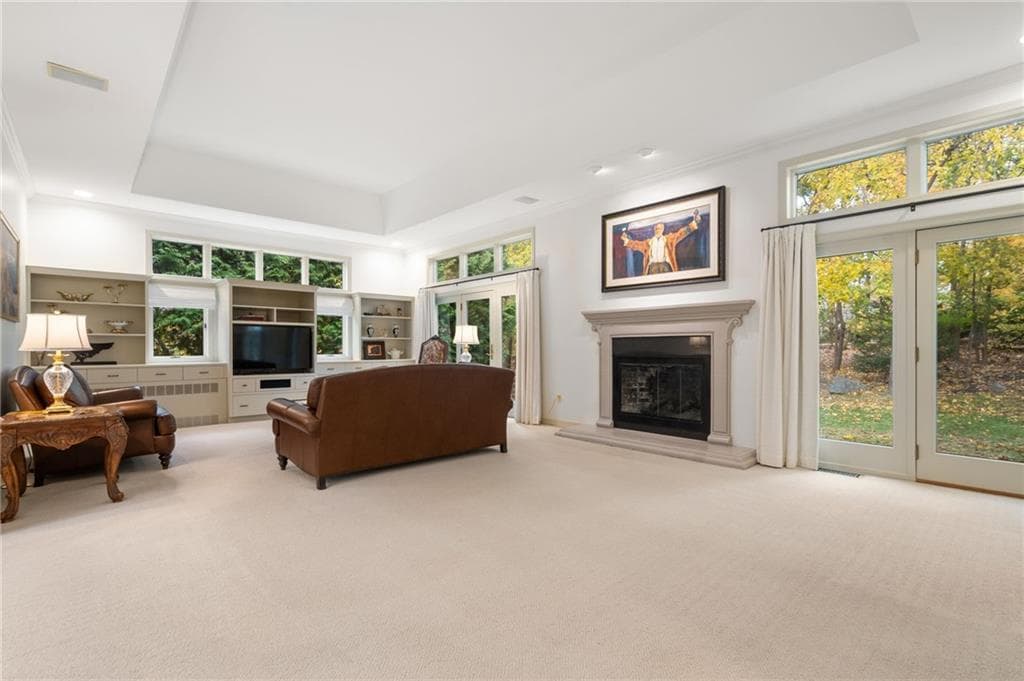 7 Oak Tree Lane - Photo 4