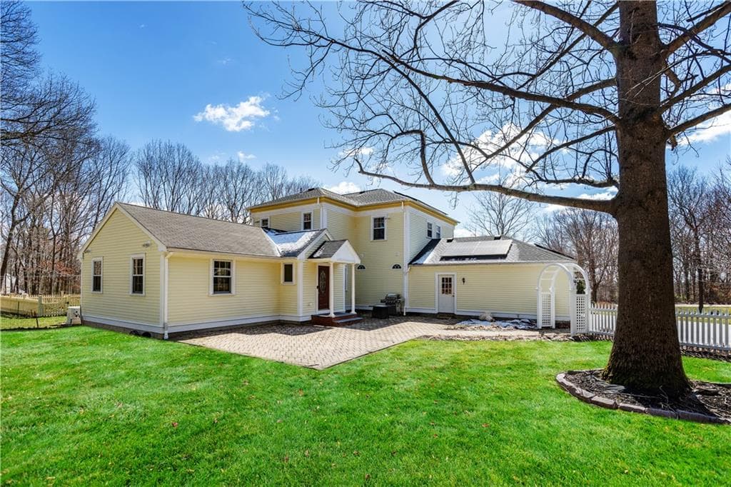 73 Nottingham Drive - Photo 3