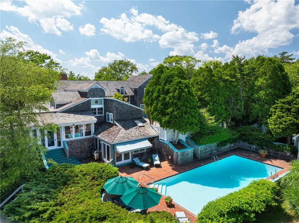 315 Ocean Avenue - Photo 4