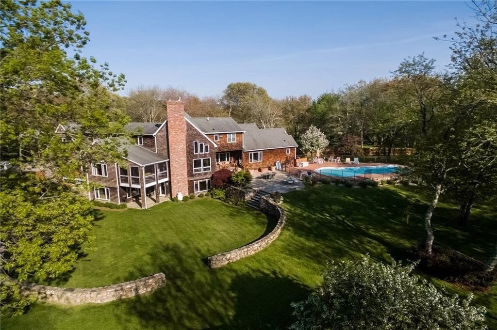 77 Pond Shore Drive - Photo 2