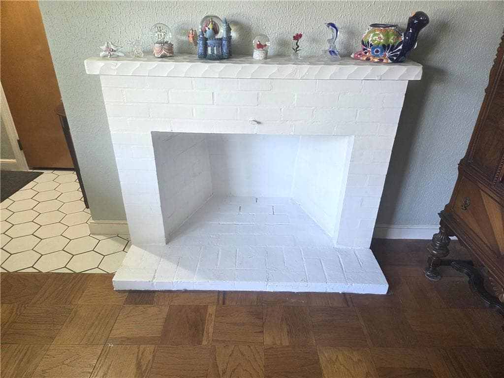 27 Torrington Drive - Photo 3