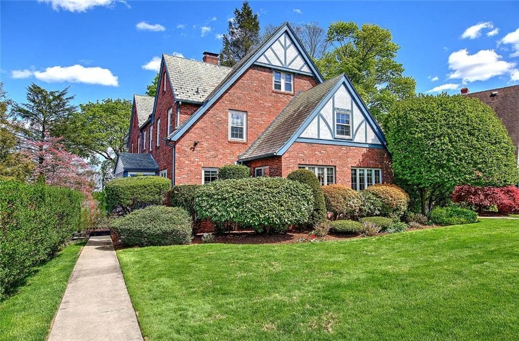 40 Dryden Avenue - Photo 2