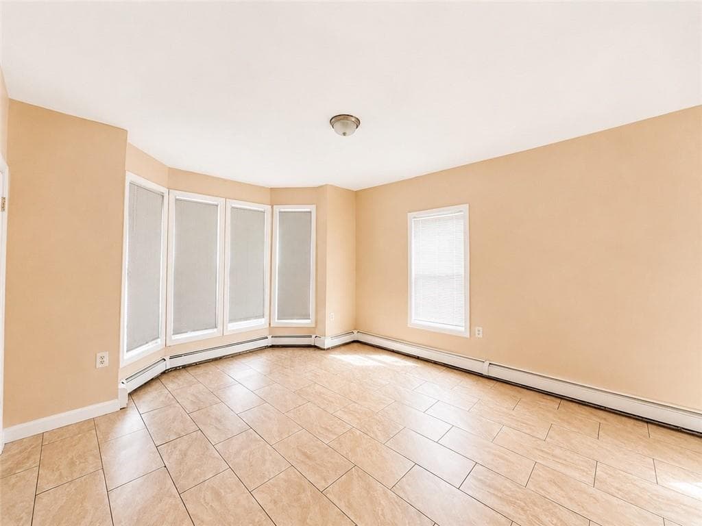 6 Bloomingdale Avenue #1 - Photo 5