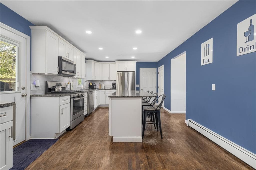 64 Long Court - Photo 4