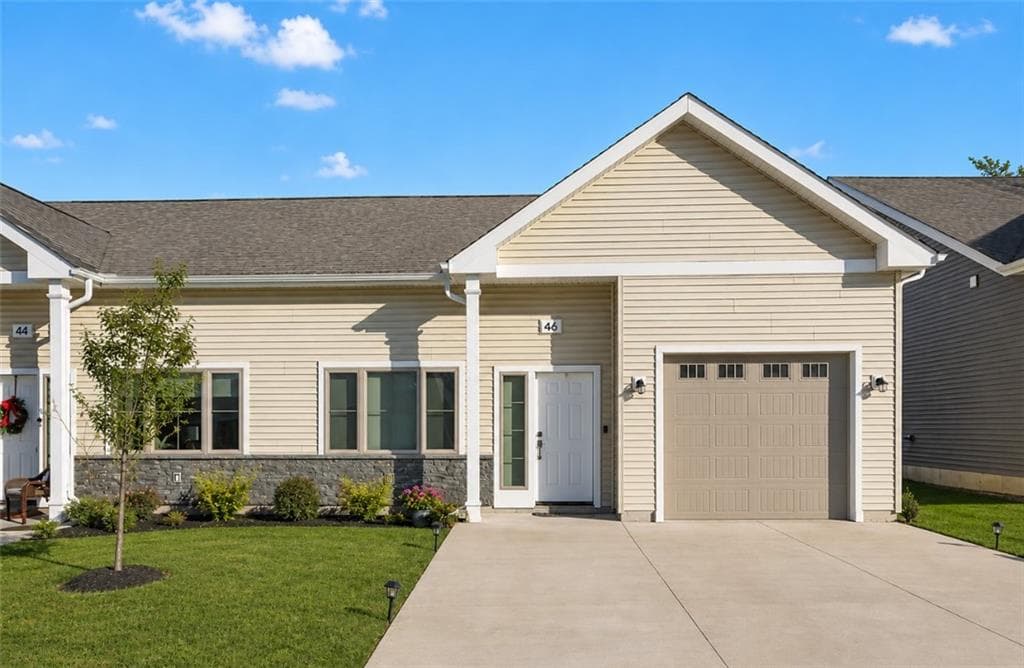 46 West Valley Circle