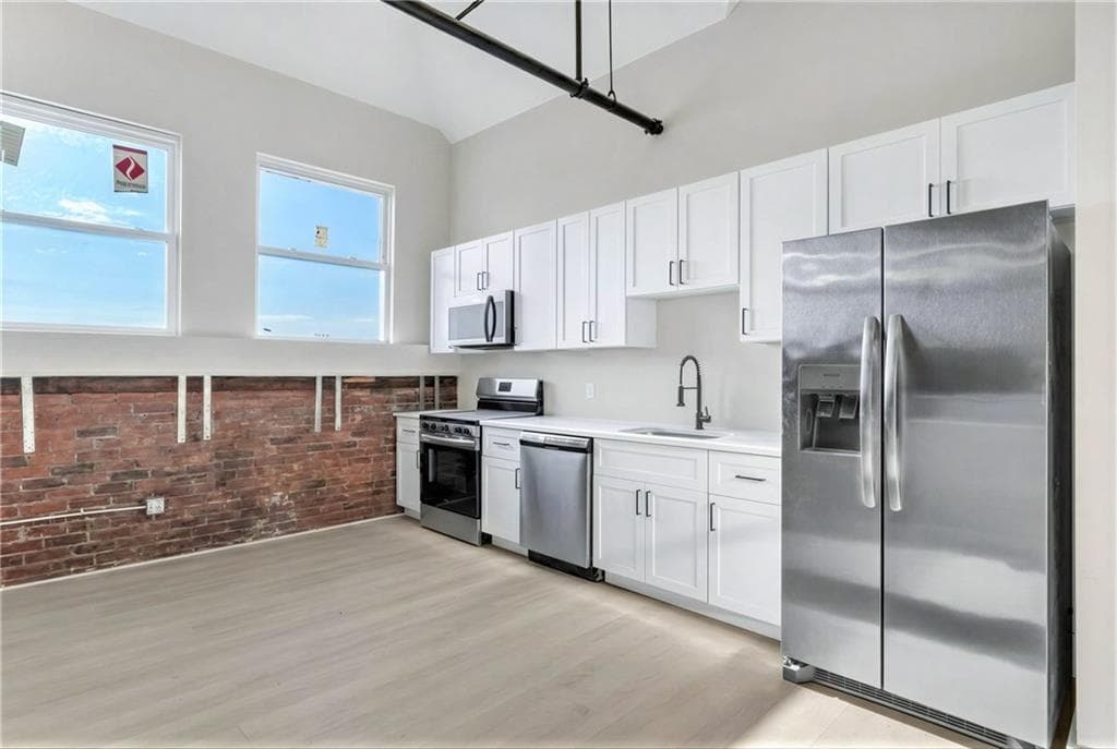 72 Kendrick Avenue - Photo 3