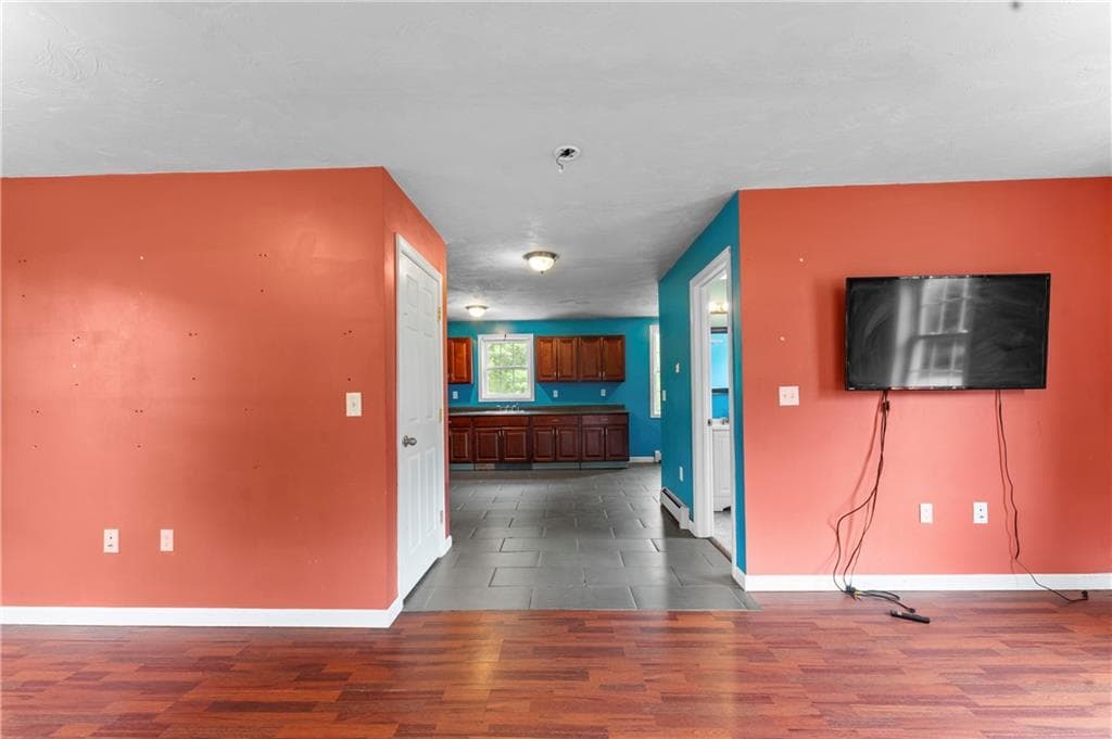 79 Chestnut Street - Photo 3