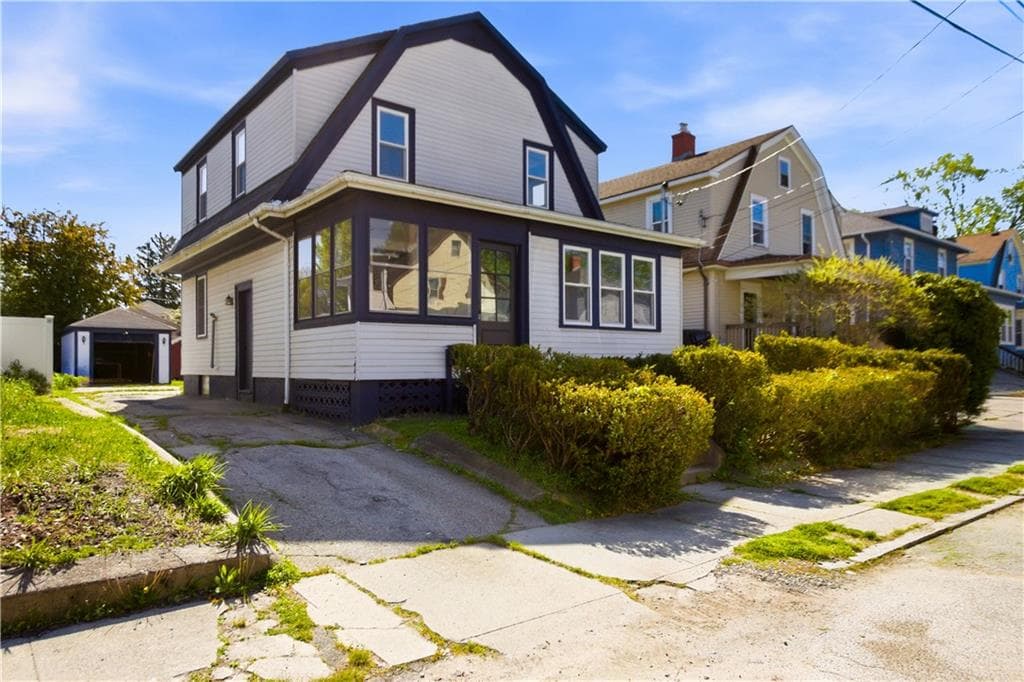 18 Harding Avenue - Photo 2