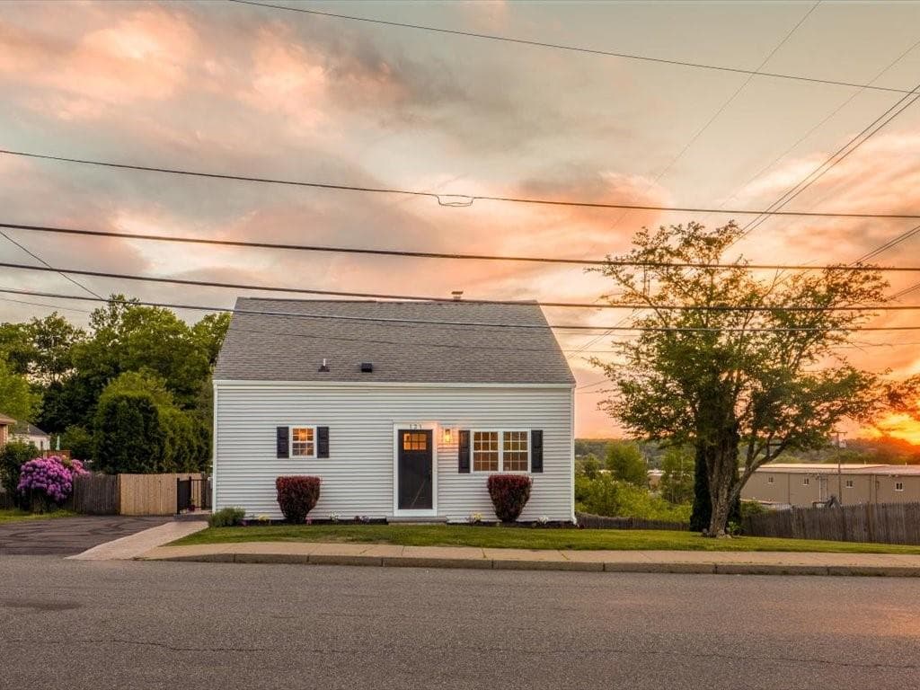 121 Talcott Street - Photo 5